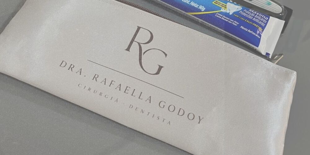 Kit de higiene bucal personalizado Dra. Rafaella Godoy